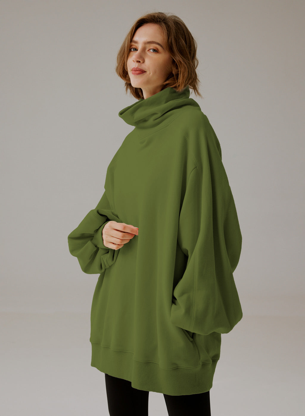 Sudadera Oversize Cuello Alto - Confort Elegante 