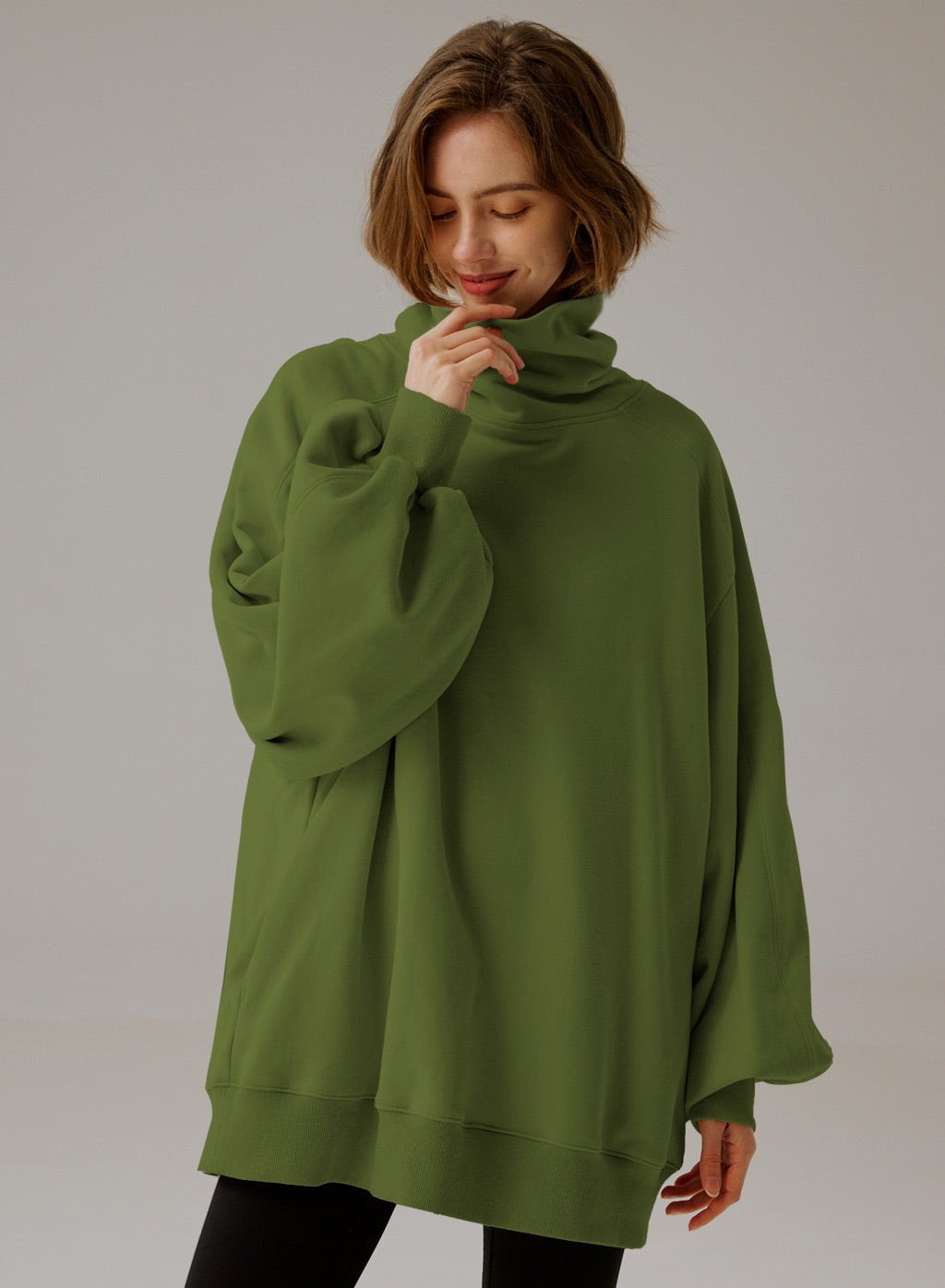 Sudadera Oversize Cuello Alto - Confort Elegante 